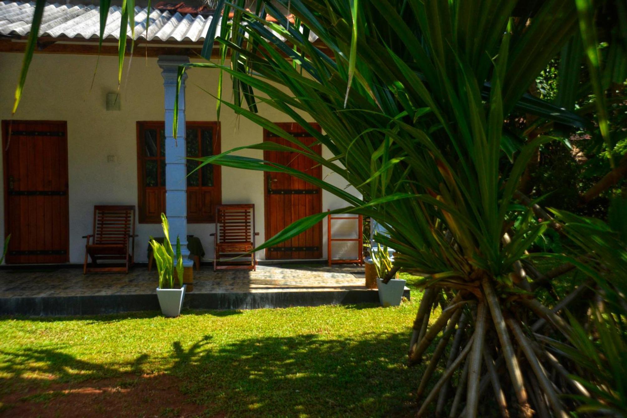 Tropical Garden Homestay Pidurangala Sigiriya Ngoại thất bức ảnh